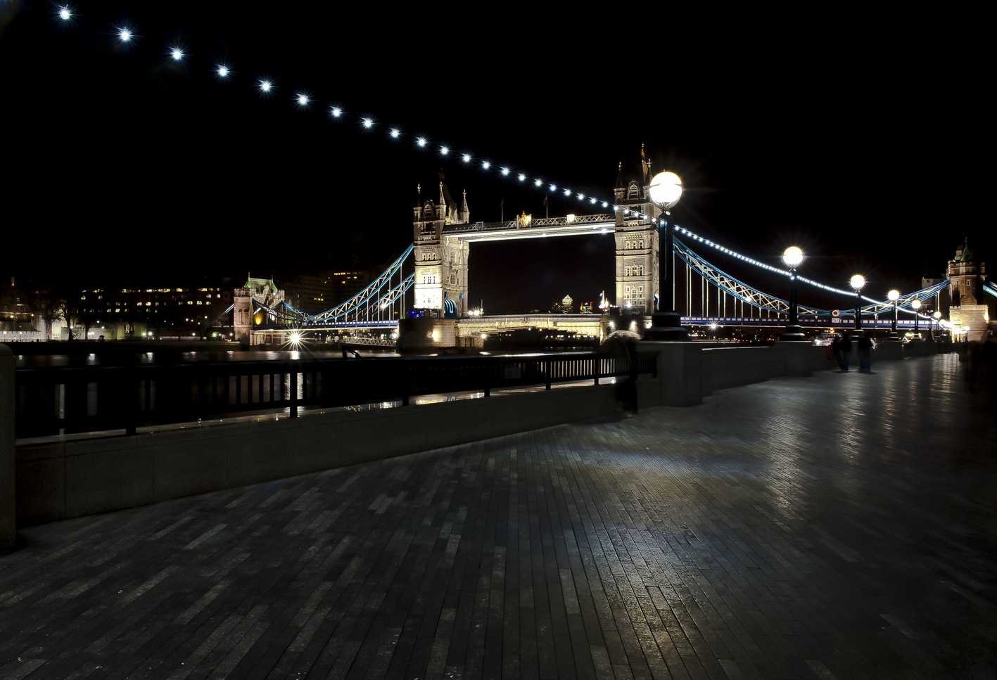 Copy (2) of Tokistar Festoon Lighting – More London (taken by no credit required)
